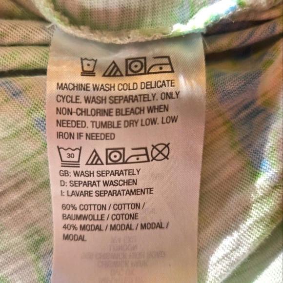 BELLE BY KIM GRAVEL BLUE & GREEN TIE-DYED HOODIE SHIRT WITH POCKETS. SIZE LARGE. - Picture 9 of 9